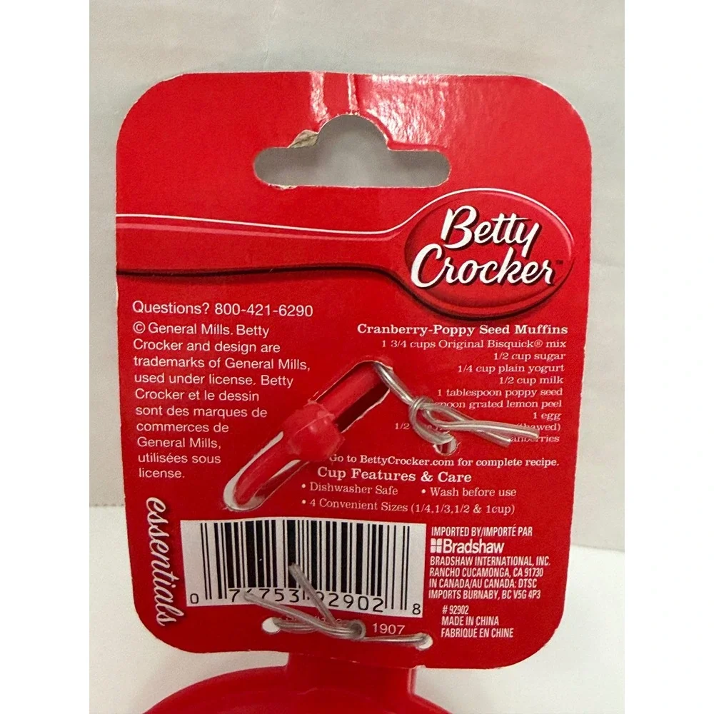 Betty Crocker Red Measuring Cups Set of 4 Essentials Dishwasher Safe New